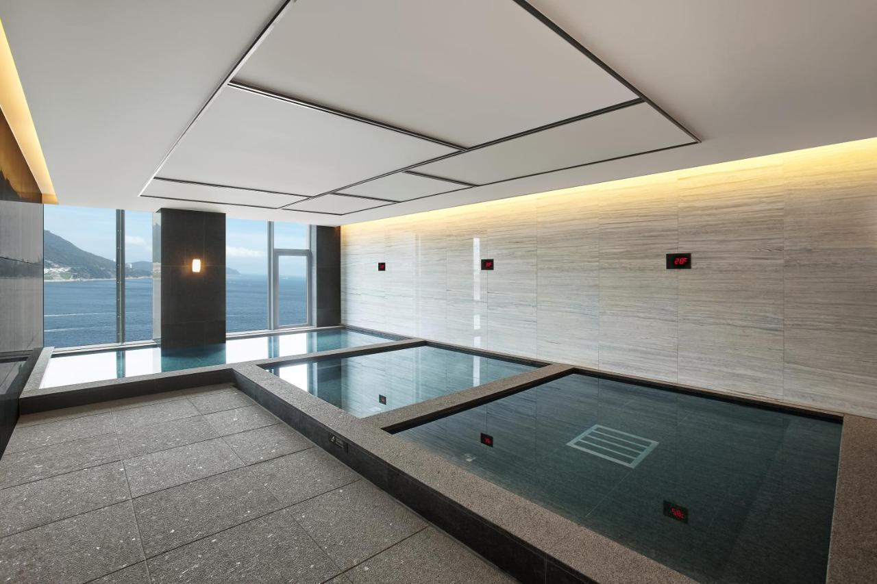 Wyndham Grand Busan Exterior photo